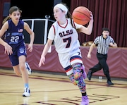 CYO SI Championships at Monsignor Farrell, in Oakwood, on Sunday March 2, 2025. 6th Grade Girls: St. Joseph Hill Academy vs. OLSS. OLSS wins. (Kara Buzga for SI Advance).